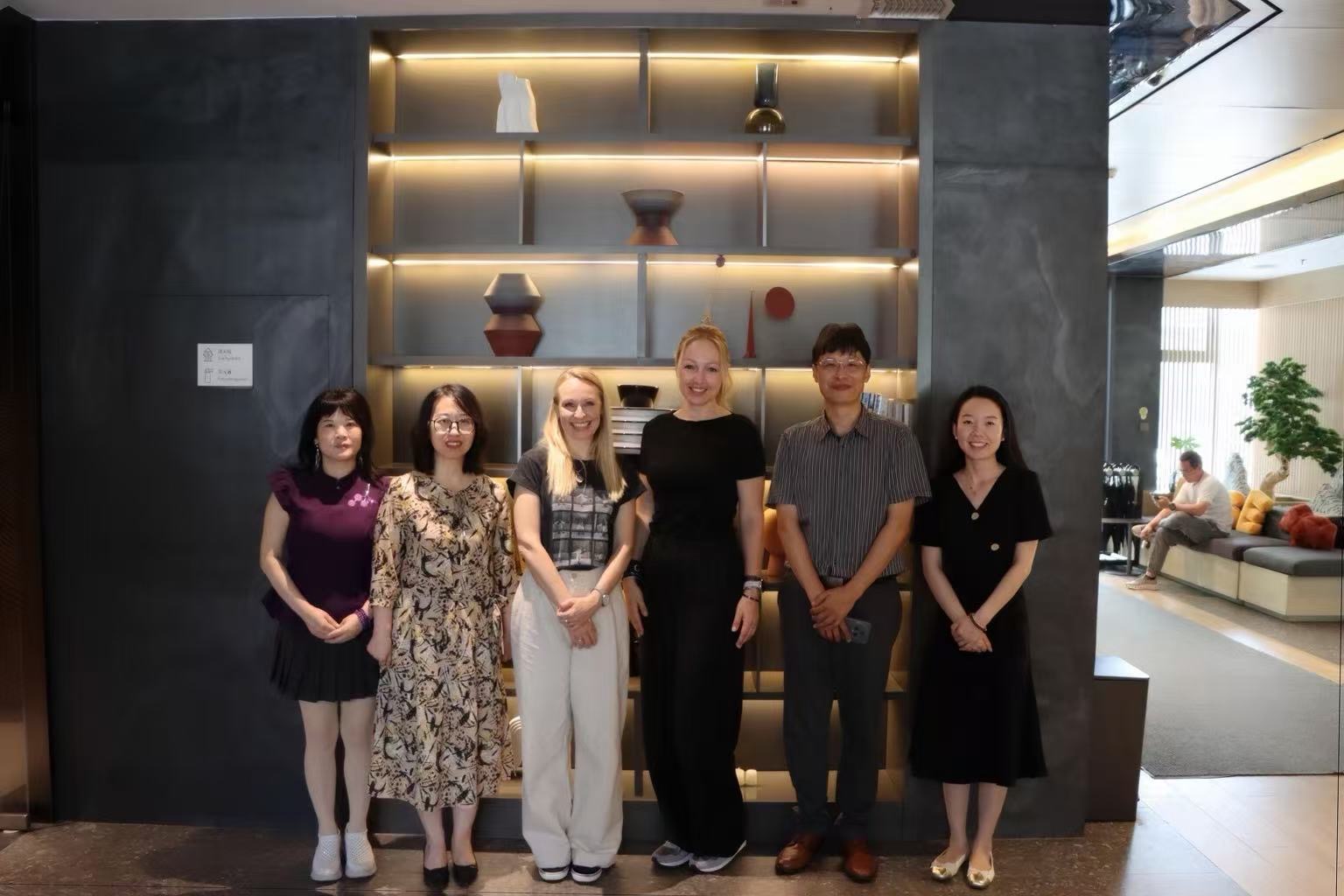 河北工业大学人文与法律学院与普利莫斯卡大学人文学院在京开展合作交流座谈